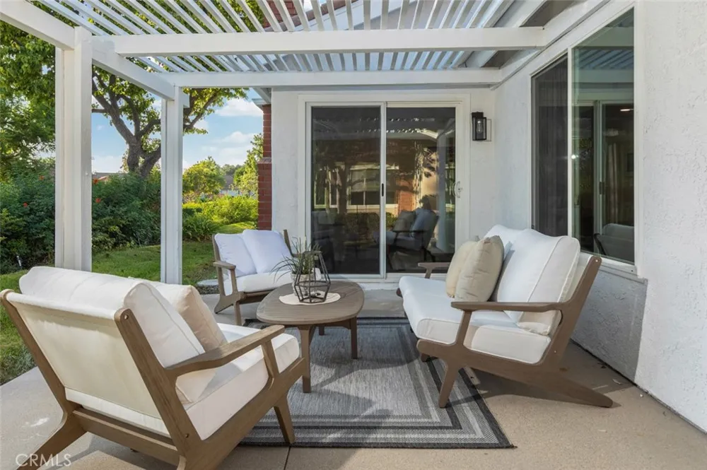 27792 Via Granados Mission Viejo, CA 92692