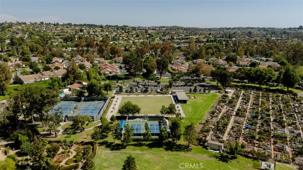 27792 Via Granados Mission Viejo, CA 92692