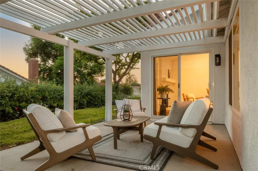 27792 Via Granados Mission Viejo, CA 92692