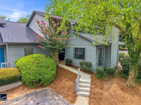 1 Cardinal Lane