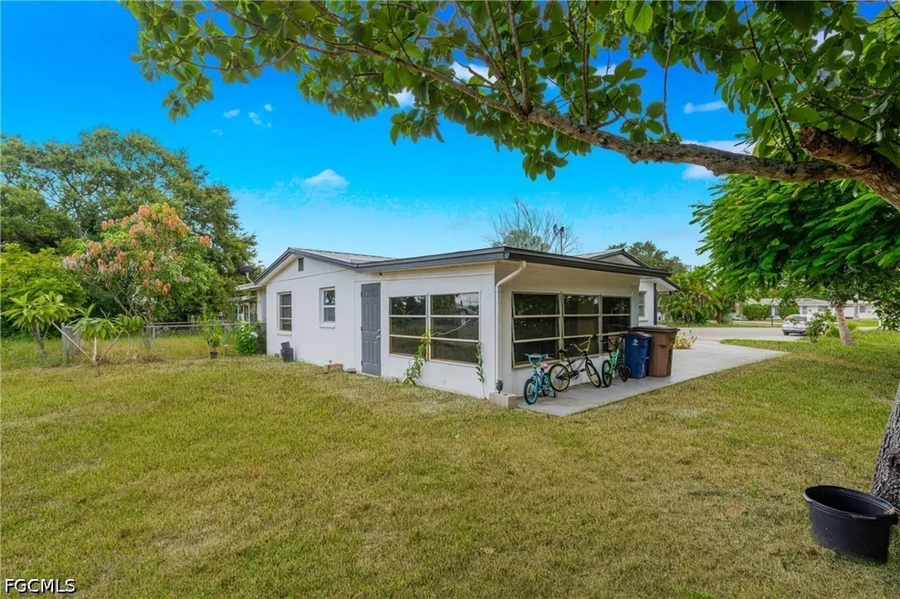 Vineyard Place Lehigh Acres, FL 33936