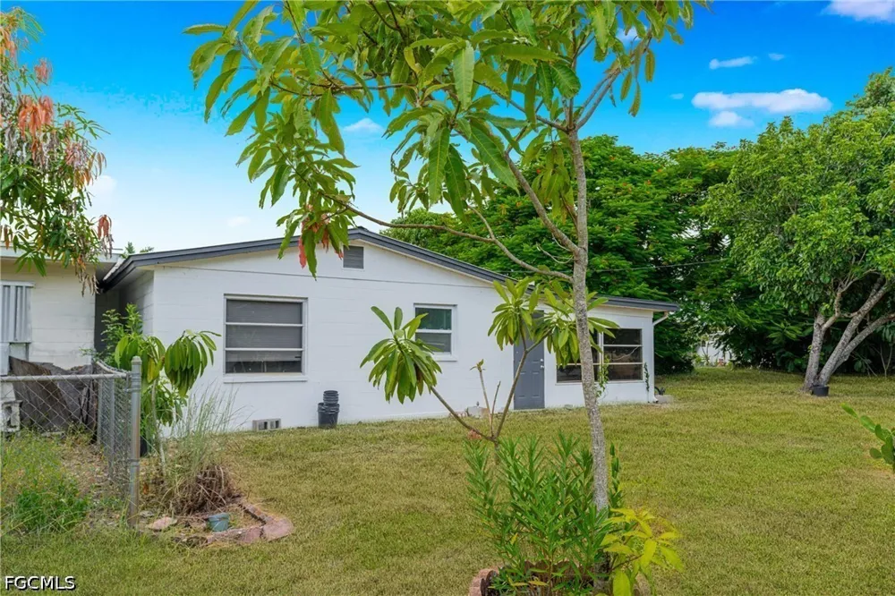 Vineyard Place Lehigh Acres, FL 33936