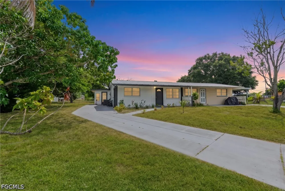 Vineyard Place Lehigh Acres, FL 33936