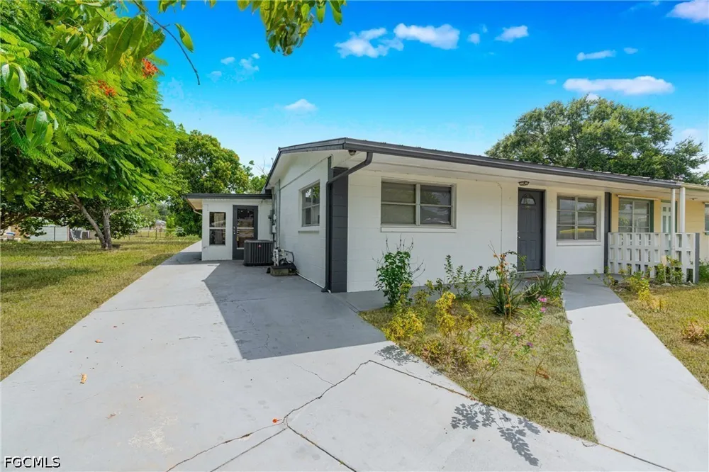 Vineyard Place Lehigh Acres, FL 33936