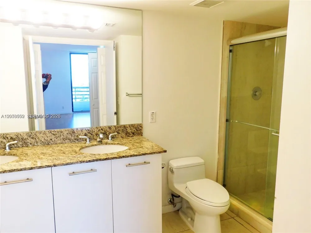 3300 NE 191 St #1002 Aventura, FL 33180