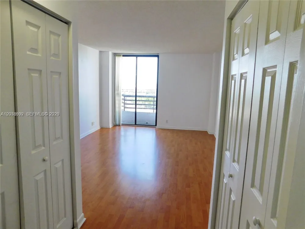 3300 NE 191 St #1002 Aventura, FL 33180