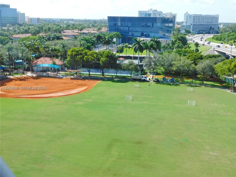3300 NE 191 St #1002 Aventura, FL 33180