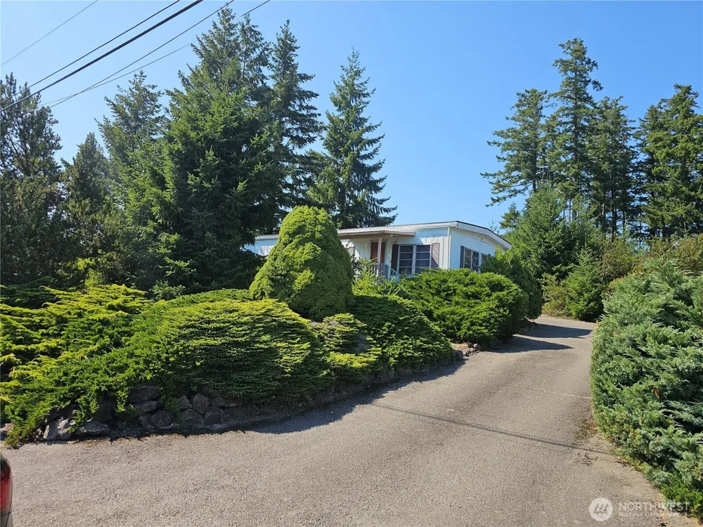 4720 W Davis Road Bremerton, WA 98312