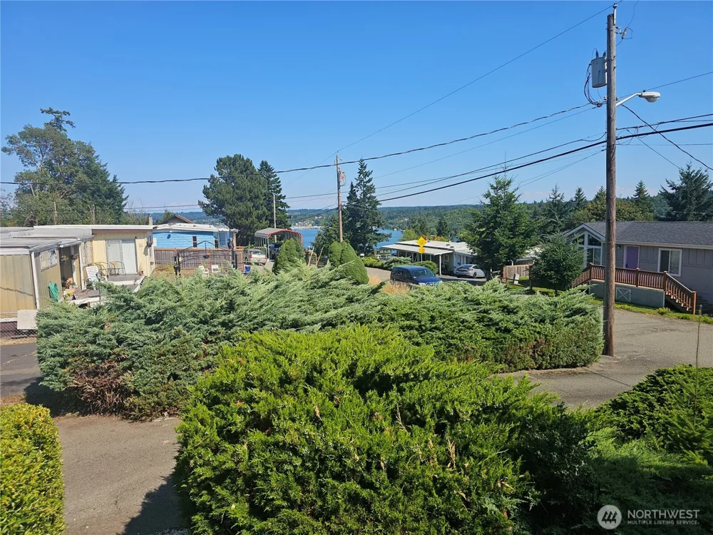 4720 W Davis Road Bremerton, WA 98312