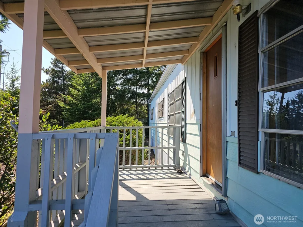 4720 W Davis Road Bremerton, WA 98312