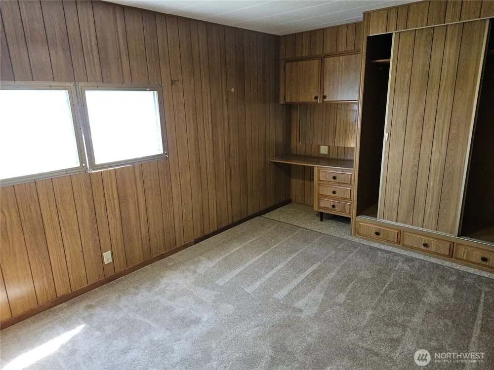 4720 W Davis Road Bremerton, WA 98312