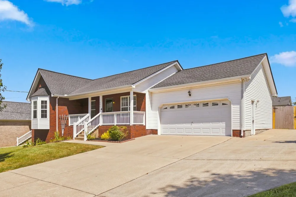 694 Whispering Breeze Mount Juliet, TN 37122