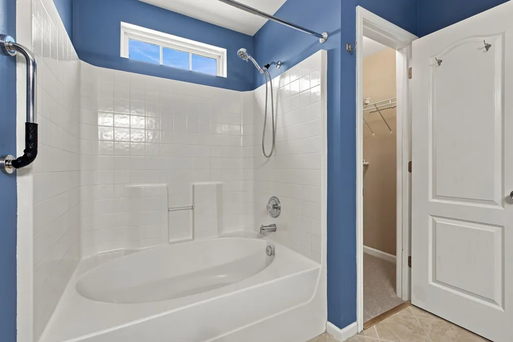 694 Whispering Breeze Mount Juliet, TN 37122