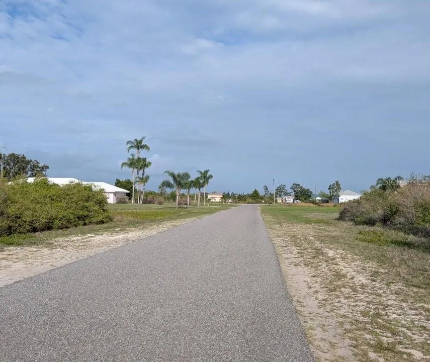 12 POINCIANA DRIVE Indian Lake Estates, FL 33855