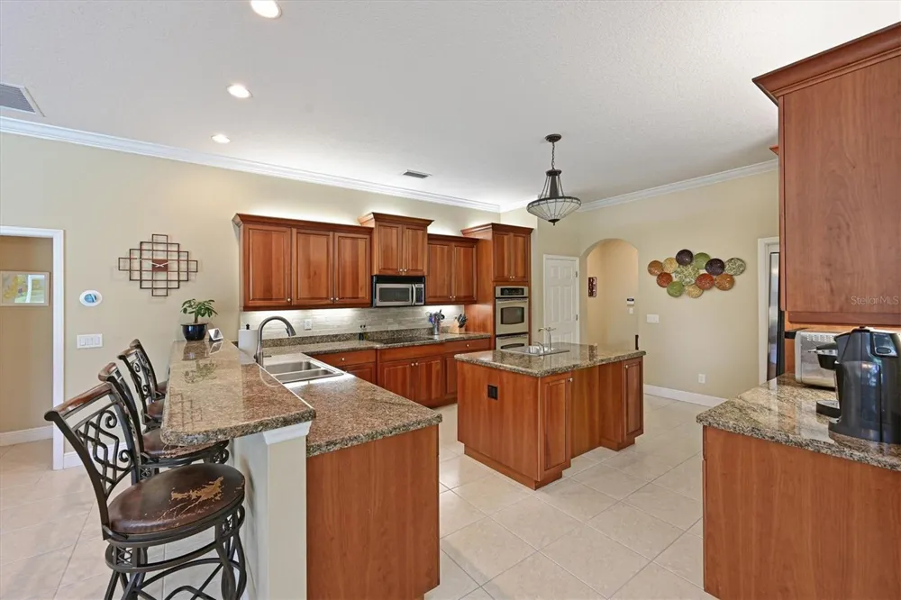 15201 21ST AVENUE E Bradenton, FL 34212