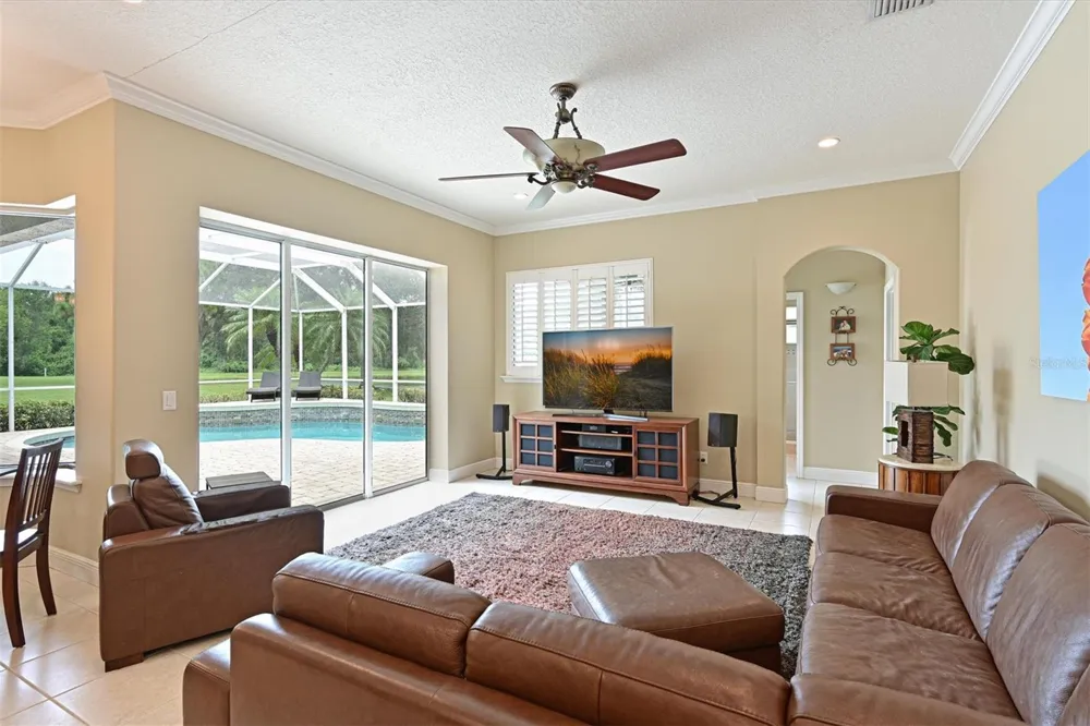 15201 21ST AVENUE E Bradenton, FL 34212