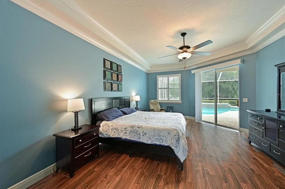 15201 21ST AVENUE E Bradenton, FL 34212