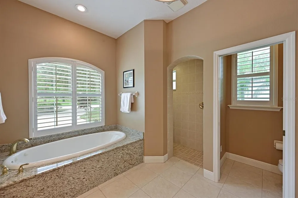 15201 21ST AVENUE E Bradenton, FL 34212