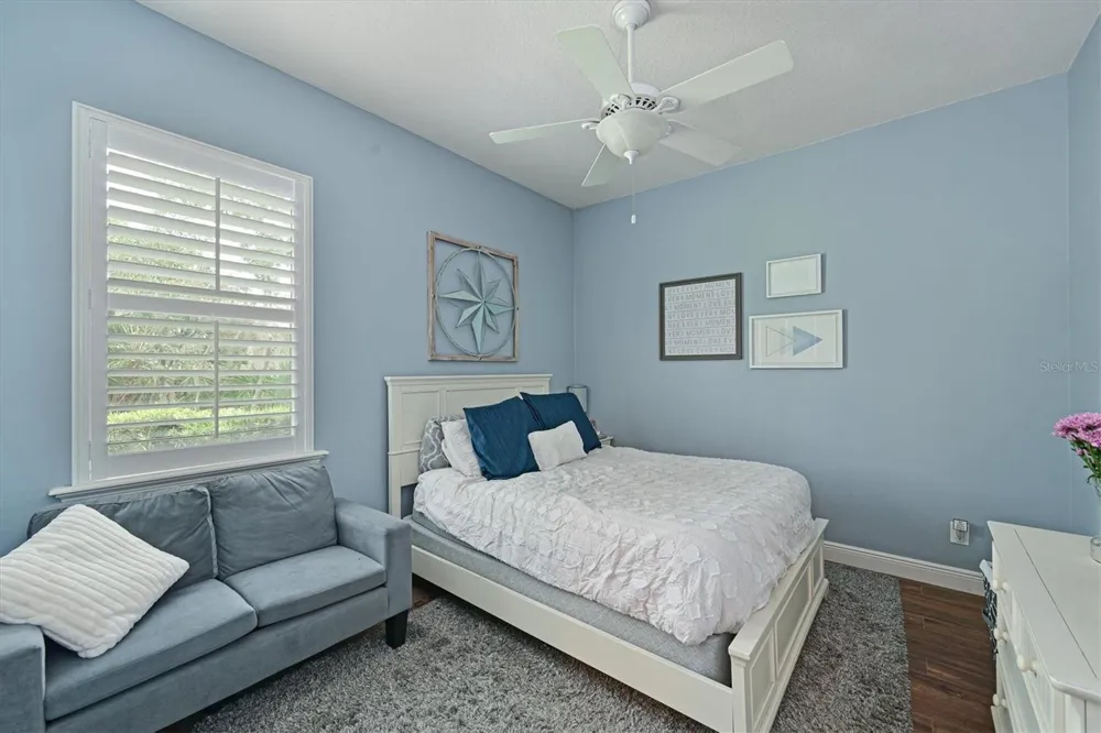 15201 21ST AVENUE E Bradenton, FL 34212