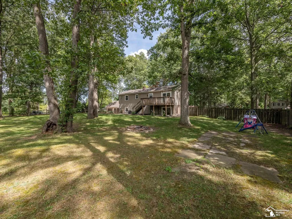 11589 Brookshire Drive Bedford Township, MI 48182