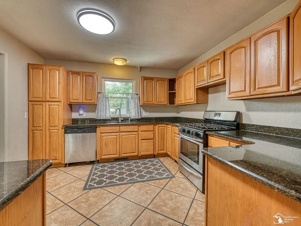 11589 Brookshire Drive Bedford Township, MI 48182