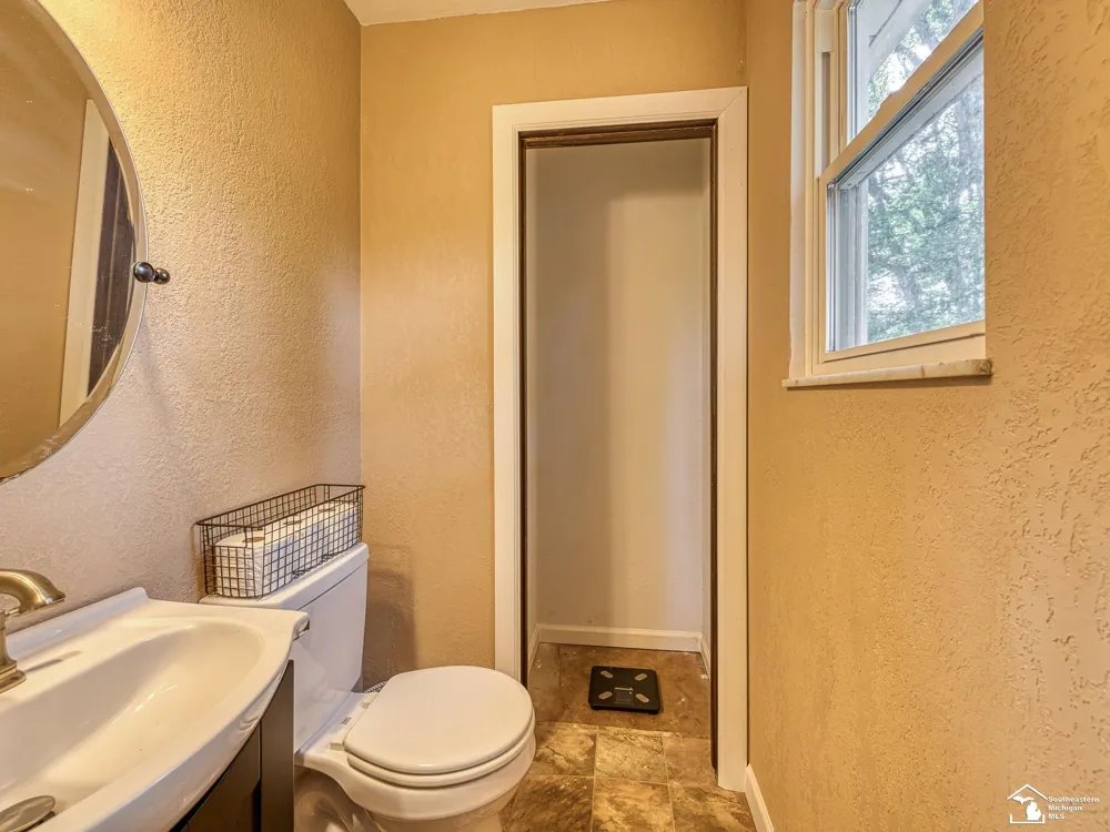11589 Brookshire Drive Bedford Township, MI 48182