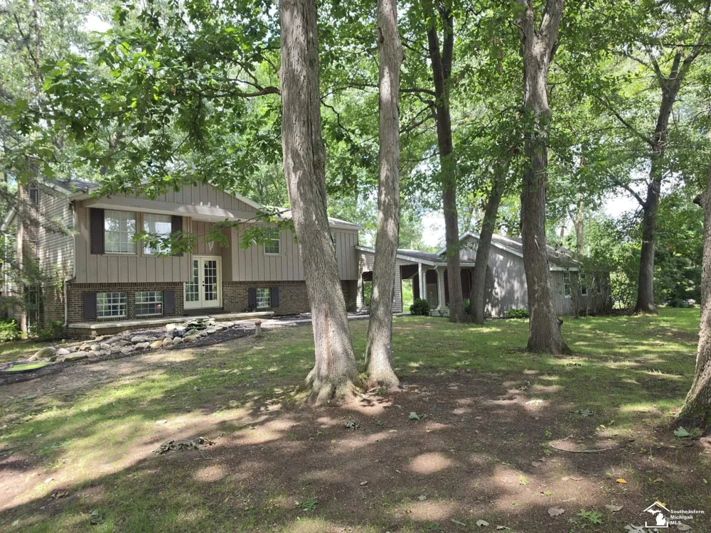 11589 Brookshire Drive Bedford Township, MI 48182