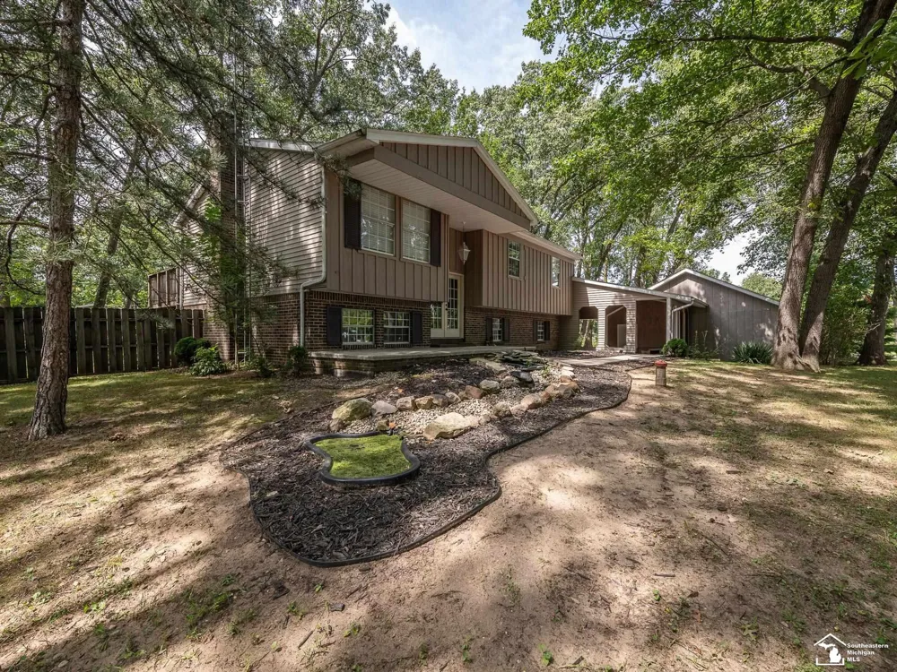 11589 Brookshire Drive Bedford Township, MI 48182
