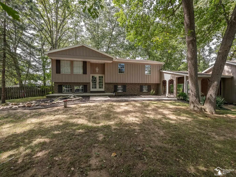11589 Brookshire Drive Bedford Township, MI 48182