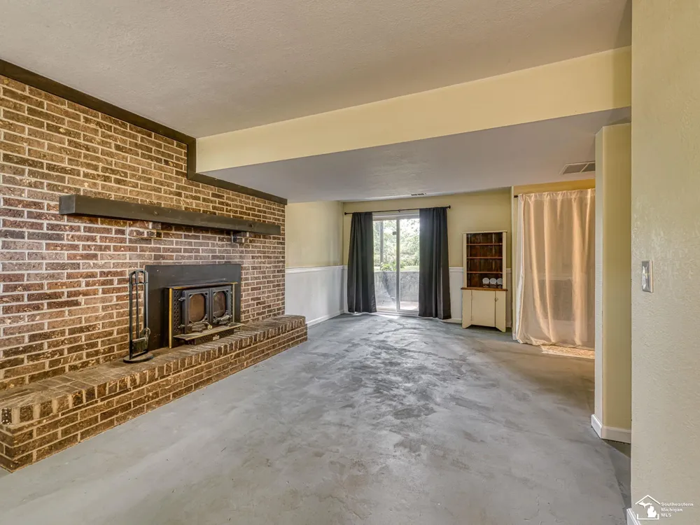11589 Brookshire Drive Bedford Township, MI 48182