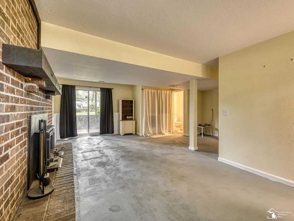 11589 Brookshire Drive Bedford Township, MI 48182