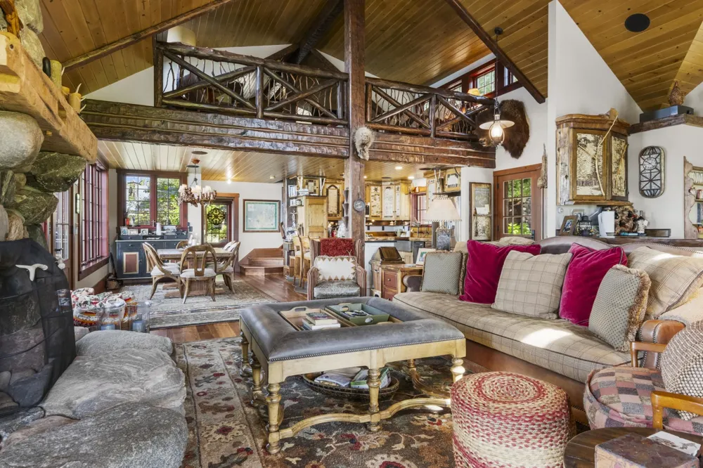 4719 NE Torch Lake Drive Torch Lake Township, MI 49622