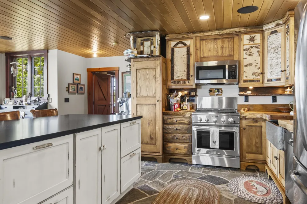 4719 NE Torch Lake Drive Torch Lake Township, MI 49622
