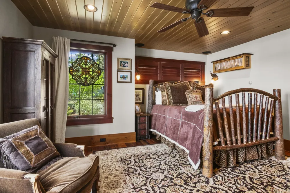 4719 NE Torch Lake Drive Torch Lake Township, MI 49622