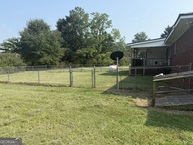 3961 Airline Goldmine RD Canon, GA 30520