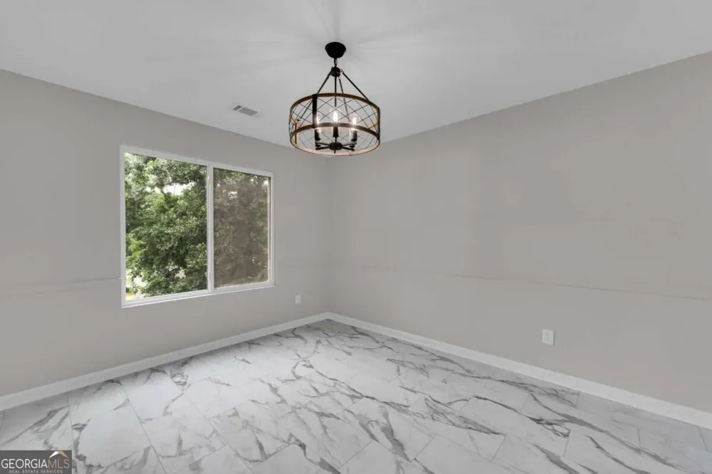 5271 Bridgewater TRCE Stone Mountain, GA 30088