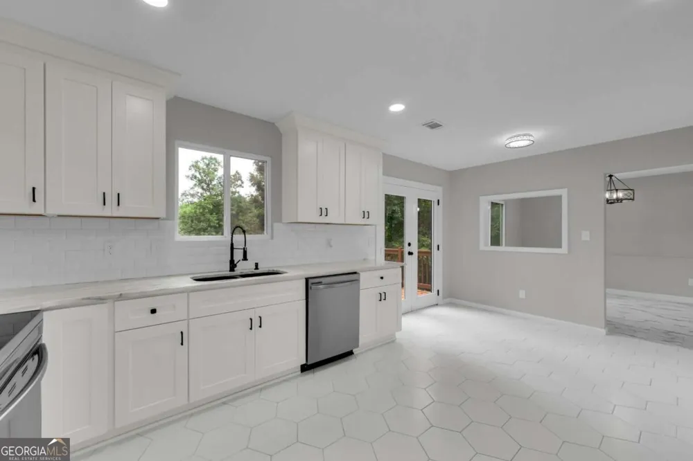 5271 Bridgewater TRCE Stone Mountain, GA 30088