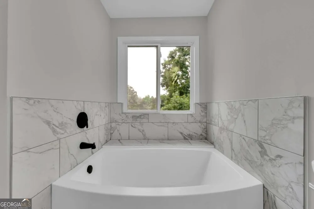 5271 Bridgewater TRCE Stone Mountain, GA 30088
