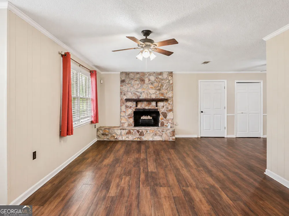 227 Shuman DR Statesboro, GA 30458