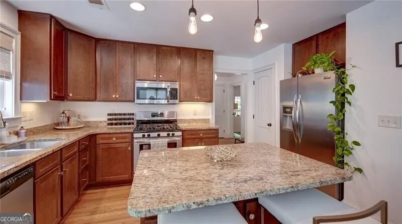 797 Stokeswood AVE SE Atlanta, GA 30316