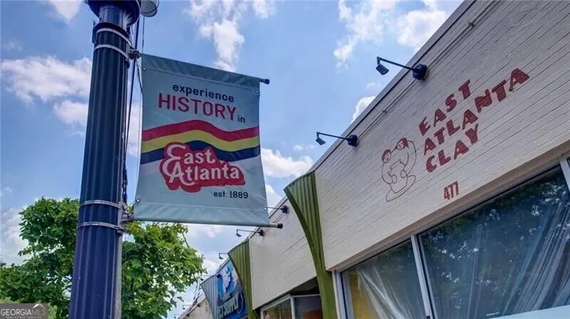 797 Stokeswood AVE SE Atlanta, GA 30316