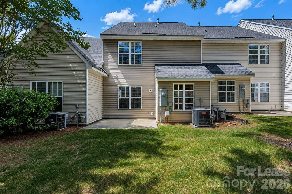 10048 University Park Lane Charlotte, NC 28213
