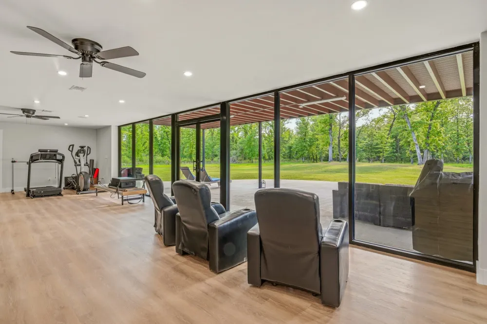 8324 Fm 44 E Simms, TX 75574