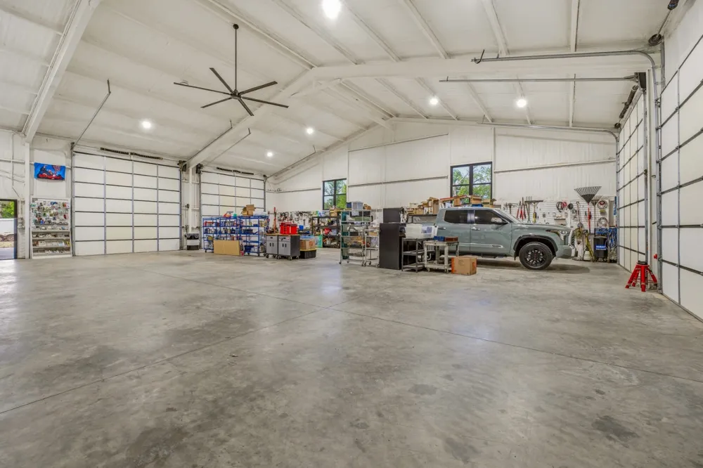 8324 Fm 44 E Simms, TX 75574