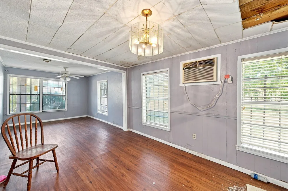 1320 S 26th Street Waco, TX 76706