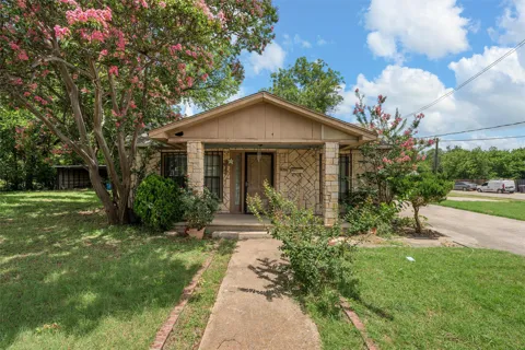 1320 S 26th Street
