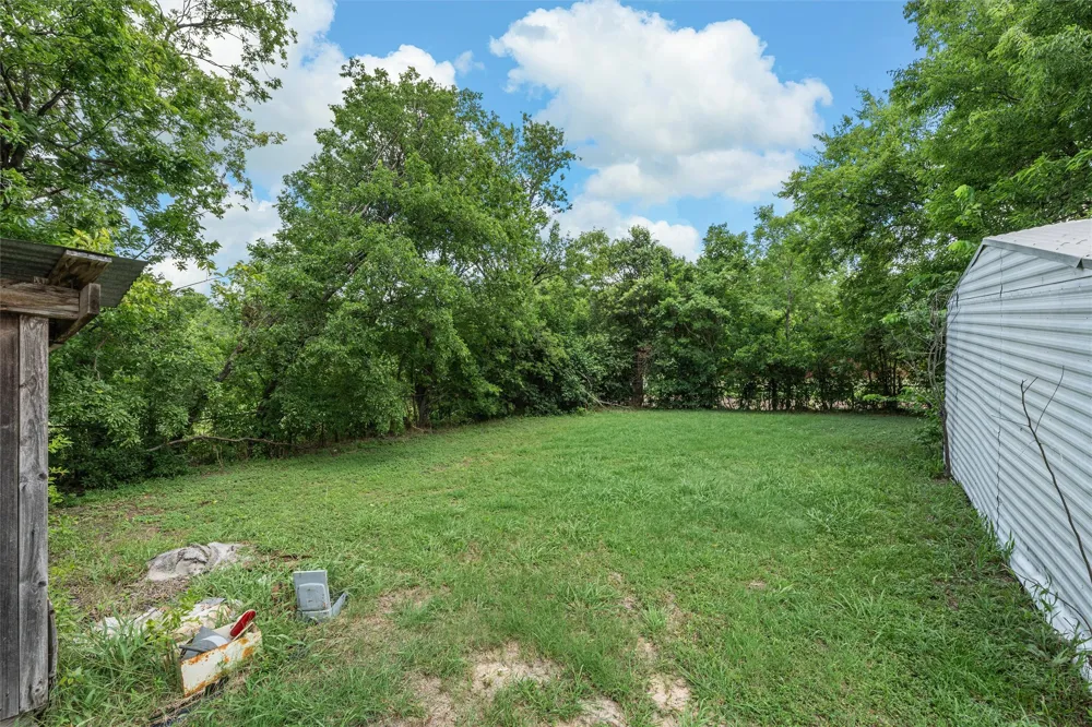 1320 S 26th Street Waco, TX 76706