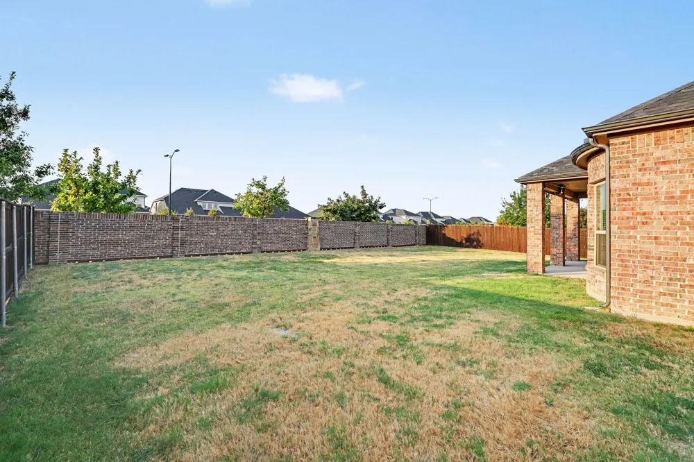 1616 Canals Drive Little Elm, TX 75068