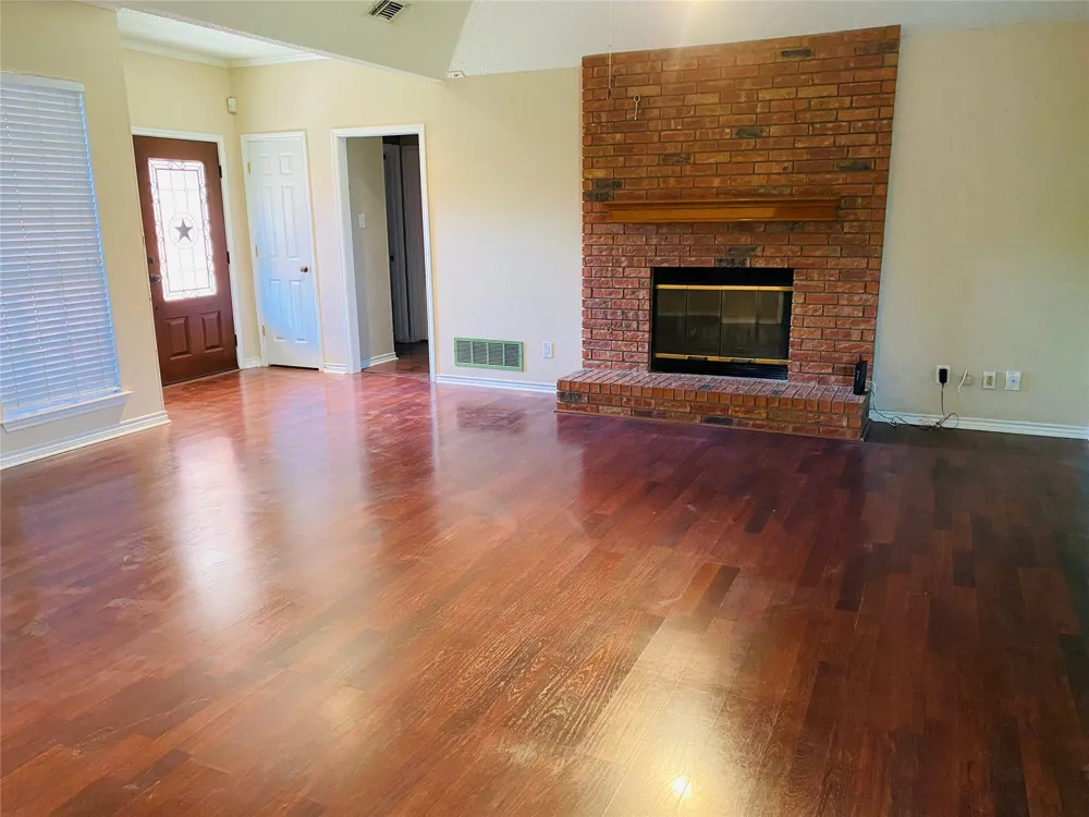 4744 Montego Bay Drive Irving, TX 75038