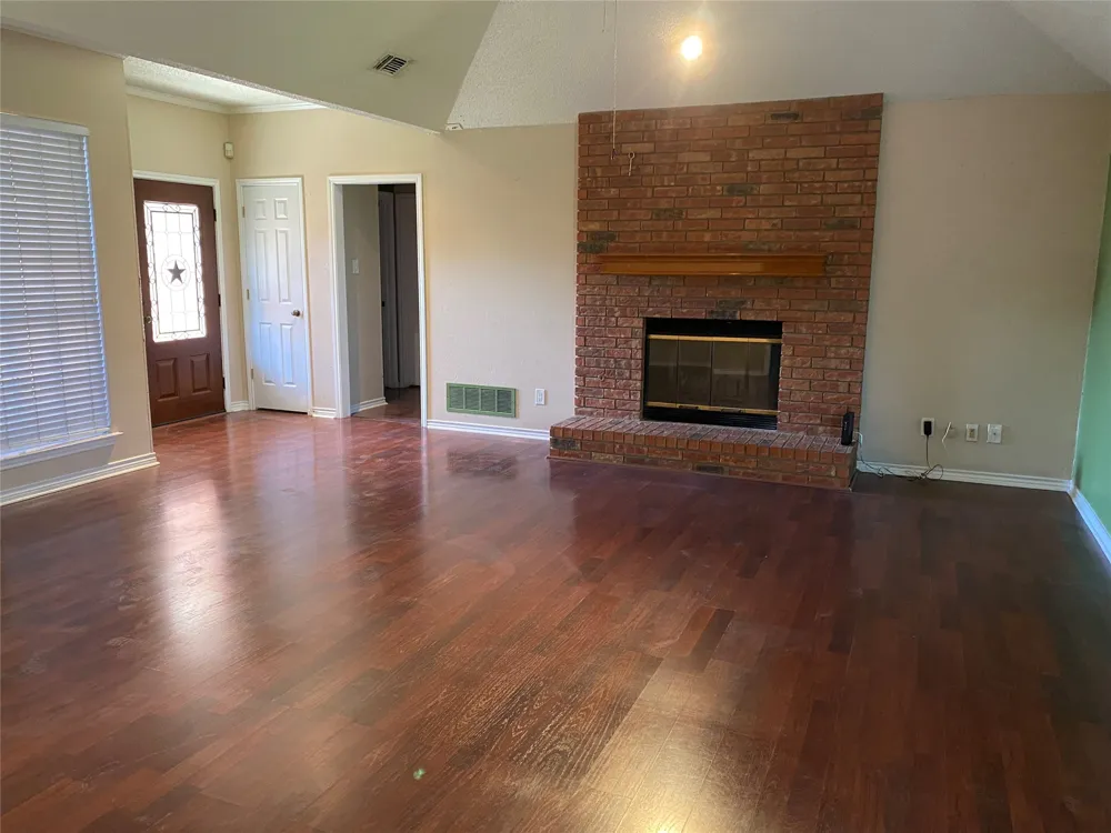 4744 Montego Bay Drive Irving, TX 75038